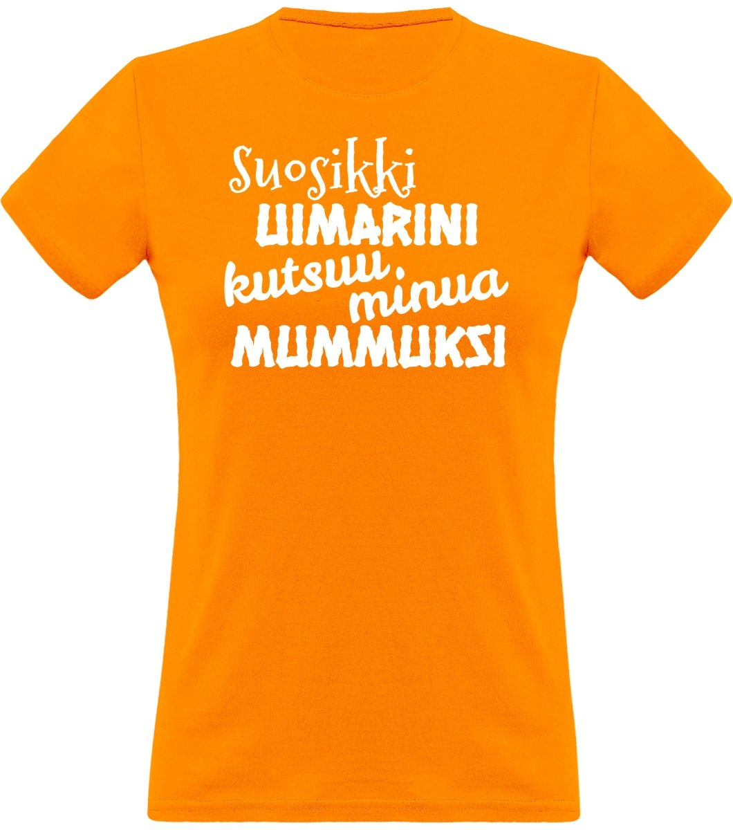 Suosikkiuimarini mummuksi klassinen t-paita - FourFan