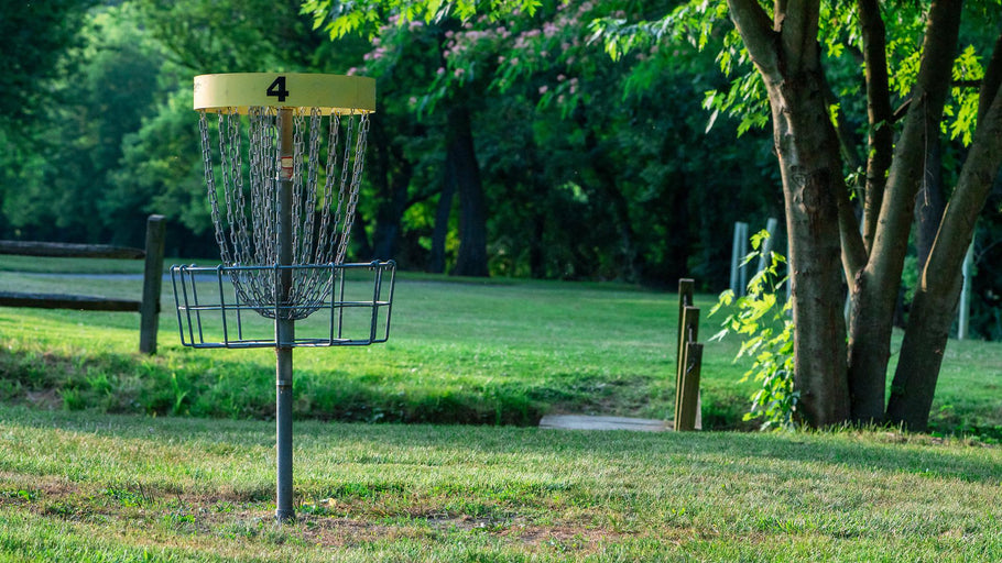 Lajiesittelyssä: Frisbeegolf