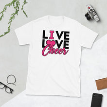 Lataa kuva Galleria-katseluun, Live Love Cheer t-paita unisex - FourFan
