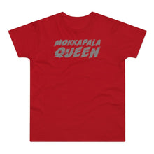 Load image into Gallery viewer, Mokkapala Queen t-paita unisex - FourFan
