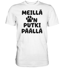 Load image into Gallery viewer, Putki päällä t-paita unisex - FourFan
