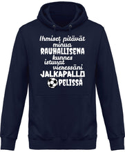 Load image into Gallery viewer, Rauhallisena kunnes jalkapallo huppari unisex valkoisella tekstillä - FourFan
