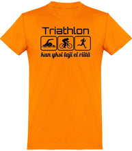 Load image into Gallery viewer, Triathlon yksi laji ei riitä t-paita unisex - FourFan
